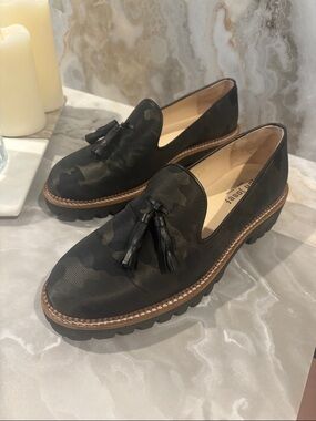 Tassel Loafers in Black Camouflage by TODSRE